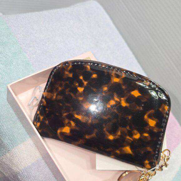 Anne Klein Tortoise Card Case w/Charms, Flat Wristlet and Key Chain - Picture 4 of 11